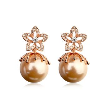 Fashion pearl earring 125656