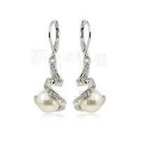 Fashion pearl earring 82755