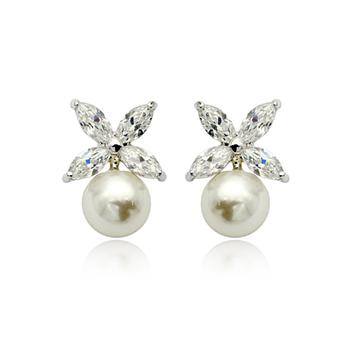 fashion pearl earring 829450