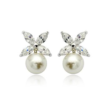 fashion pearl earring 829450