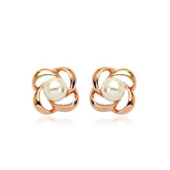 Fashion pearl earring 82000