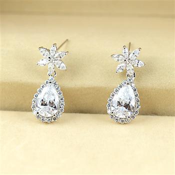 zircon earring 125450