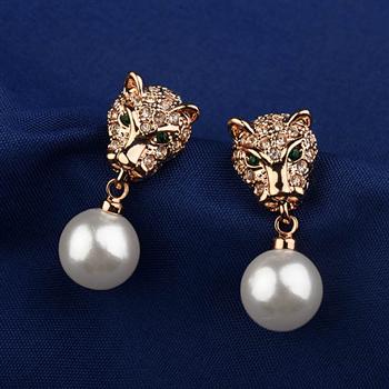 Fashion pearl earring 321863