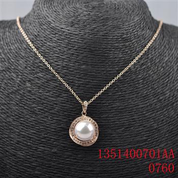   pearl necklace135140