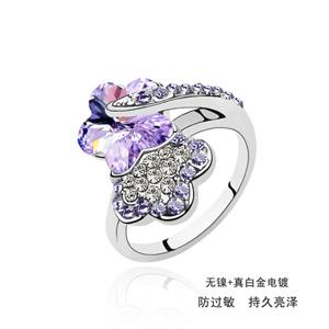 Austrian crystal ring     ky536