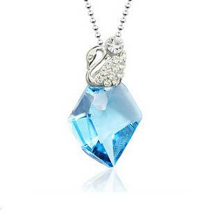 Austria crystal &amp; silver pendant(no ...