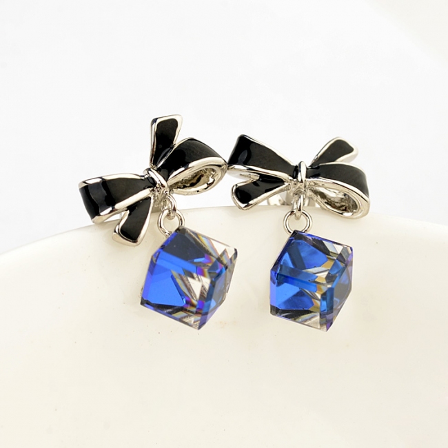 fashion bowknot earring 87653