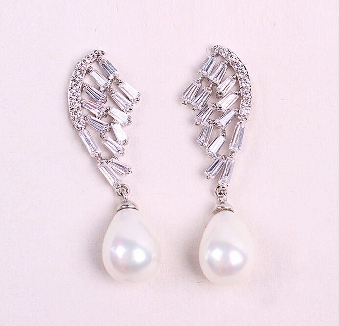 moon pearl earring  208016