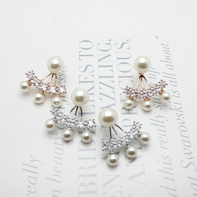 pearl and zircon earring 125672