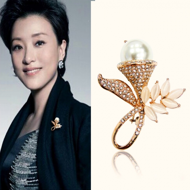 pearl brooch 350610