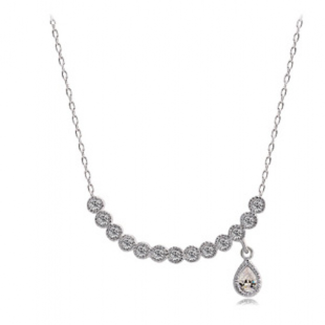 Popular Korean style zircon necklace