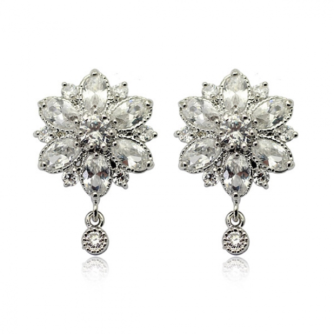 Popular Korean style zircon earring