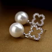 clover pearl earring DYZ2290
