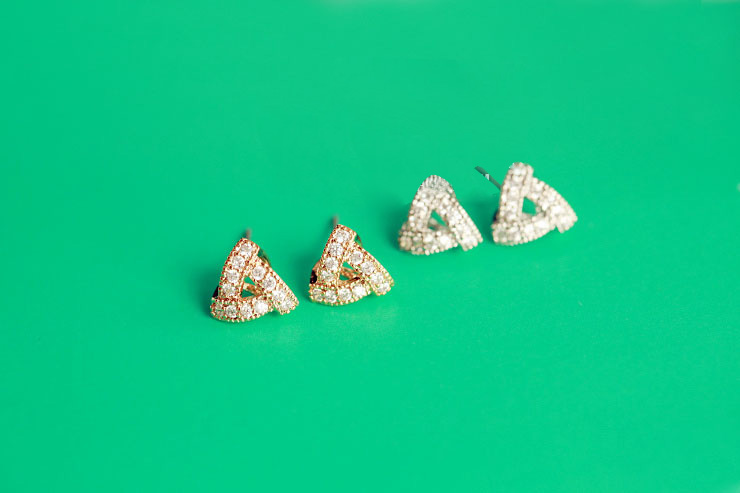 small stud earring 849200