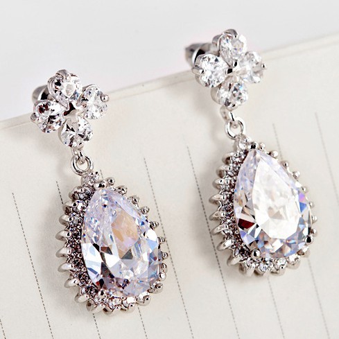 Popular zircon earring