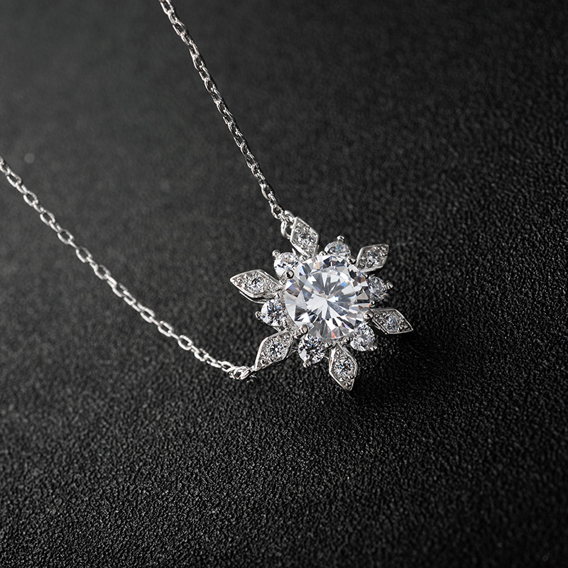 snowflake necklace 62103