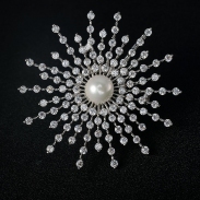 sun pearl brooch 850065