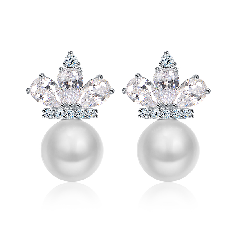 crown pearl earrings 2022