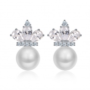 crown pearl earrings 2022